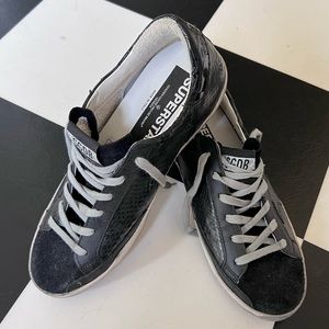 Ladies Golden Goose Superstars Size:EU 40